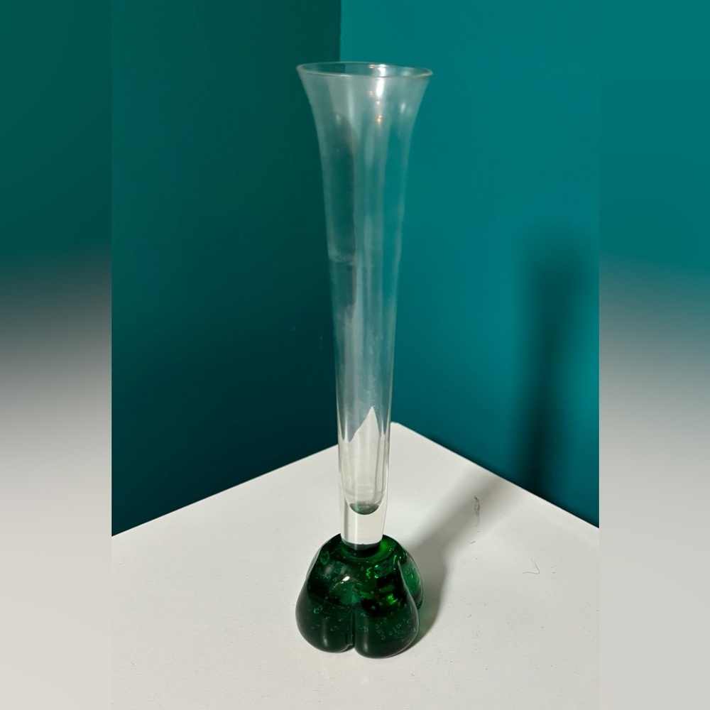 Artistic Emerald Glass Vase